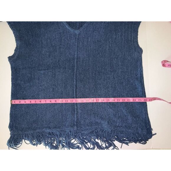 J. Jill Blue Fringe Hem Top - Picture 14 of 16
